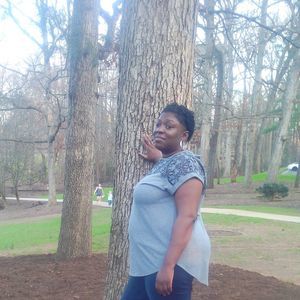 Meet your Posher, Sharondra